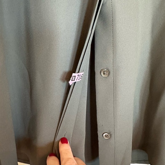 Equipment Femme Women’s Cherine Army Green Button Front Nehru Collar Blouse - Picture 7 of 9